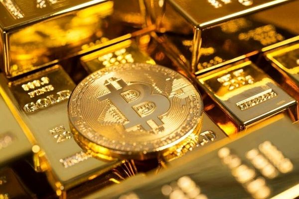 فشار بدهی‌های جهانی؛ بیت‌کوین و طلا در آستانه بازگشتی استراتژیک؟