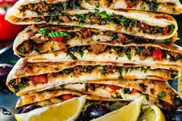 طرز تهیه نان اسفناج | دیگه نان و ساده درست نکنید 