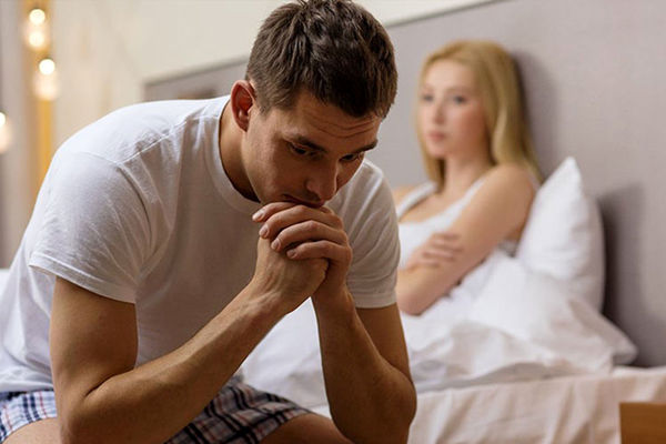 بیماری که روی آلت تناسلی مردان تاثیر میگذارد | پریاپیسم چگونه آلت تناسلی را تحت تاثیر قرار میدهد 