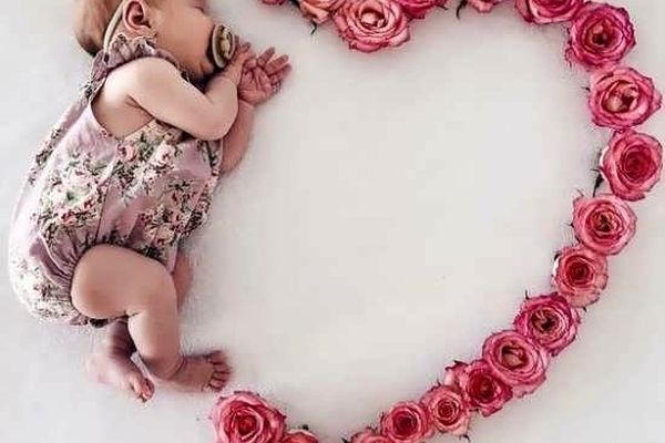 مراسم تعیین جنسیت وسط زمین فوتبال +ویدئو 