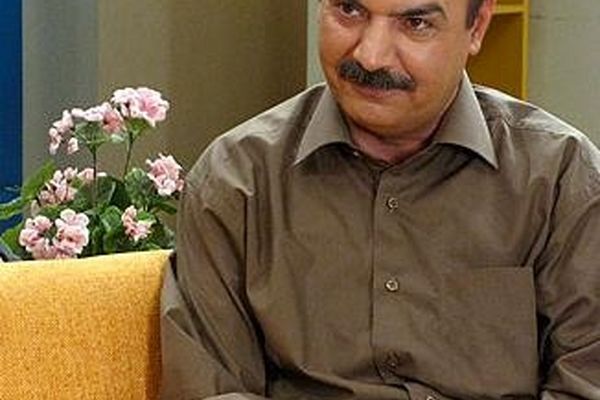 هجوم کاربران در پیج دختر ایرج طهماسب | دلیل جنجال و عصبانیت از دختر طهماسب چه بود ؟ 