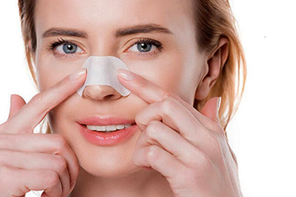 چسب بینی را بعد از عمل جراحی چگونه باید بزنیم 