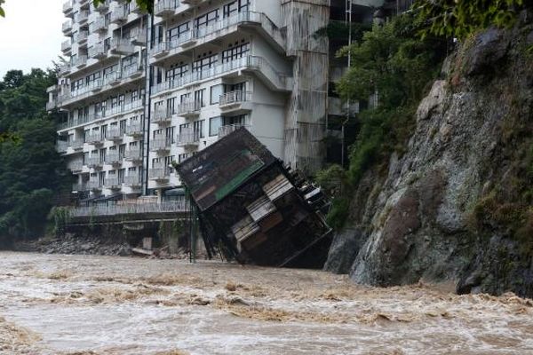 ابتکار جالب در ژاپن برای جلوگیری از راه افتادن سیل +ویدئو 