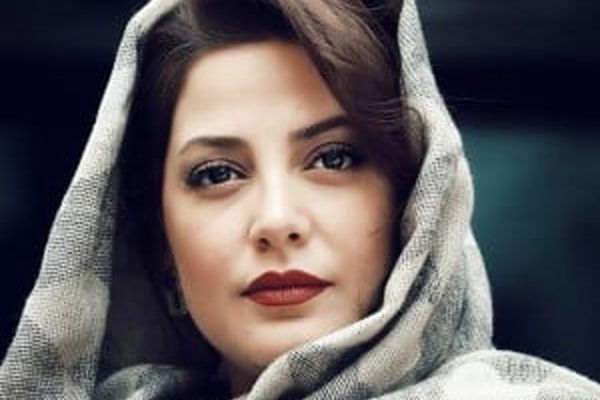 اولین عکس لو رفته از خانواده طناز طباطبایی | خواهر بسیار جذاب طناز طباطبایی