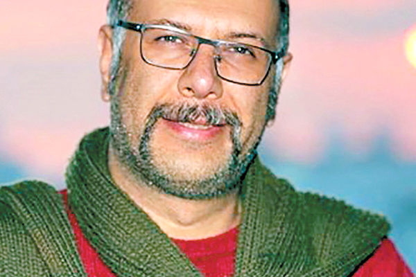 بغض محمد بحرانی به یاد برادرش در حین اجرای برنامه | خاطره ی جالب محمد بحرانی از برادرش +ویدئو