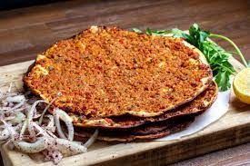 طرز تهیه پیتزا ترکیه ای لاهماجون | اگه این پیتزا رو بخوری عاشقش میشی