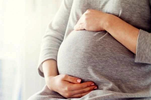 حاملگی خانم بازیگر از پسرش بچه دار شد | حاملگی عجیب بازیگر سرشناس