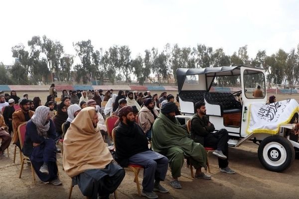 رو نمایی از اولین ماشین دست ساز افغانستانی |  نبوغی دیگر از جوانان افغانی