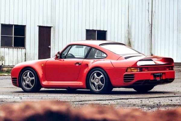 پورشه یک میلیون دلاری | رو نمایی از کمیاب ترین و لاکچری ترین ماشین جهان  + ویدئو