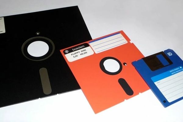 این ده فناوری  قدیمی هنوز هم قابل استفاده است