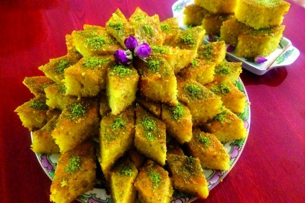 طرز تهیه مرمکه یک شیرینی لذیذ و مقوی مازندرانی | این شیرینی هم مناسب عیده هم سفره افطاری 