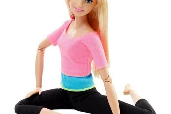 باربی هالیوود را بشناسید! | این خانم بازیگر لقب زیباترین باربی را دارد!