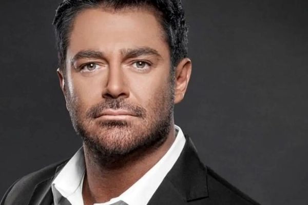 اولین عکس لو رفته از گلزار و همسرش در ملا عام | چهره بچگانه و خوشحالی عجیب آیسان همسر محمدرضا گلزار+تصویر