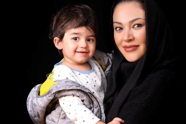 استایل جدید زیبا بروفه همه را متعجب کرد | بیلیارد بازی کردن زیبا بروفه در کنار پسرش +ویدیو 