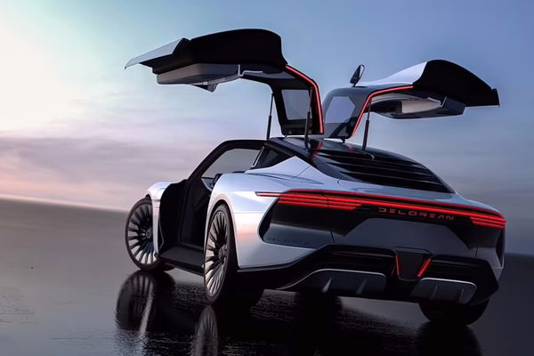 ساخت خودروی تمام الکتریکی بالدار |خودروی تخیلی و بالدار فیلم «بازگشت به آینده» واقعی شد!