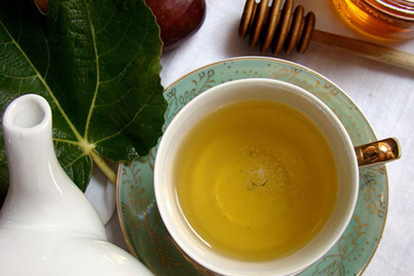 درمان سرفه با گردو | طرز تهیه دمنوش گردو 