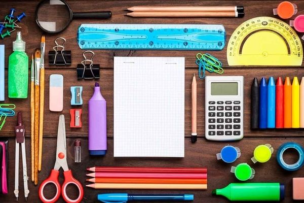 برای روز اول مدرسه باید چه چیزهایی آماده کنیم؟ | وسایل مورد نیاز برای روز اول مدرسه