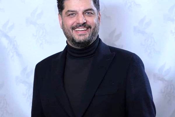 اولین عکس مادر چشم رنگی سام درخشانی! | شباهت مادر و پسر ببین! 