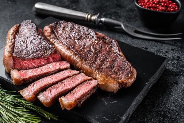 فقط تو ده دقیقه یک استیک آبدار خفن درست کن | طرز تهیه استیک با هواپز