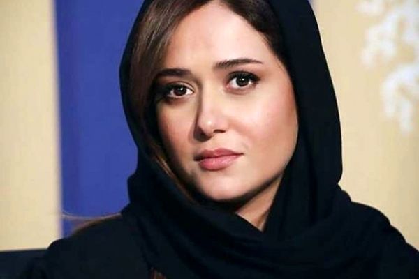 استایل نوروزی پریناز ایزدیار با ترند ترین رنگ سال | اولین عکس ها از پریناز ایزدیار در سال جدید 