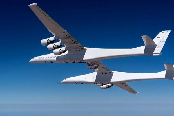 آخرین پرواز آزمایشی بزرگترین هواپیمای جهان