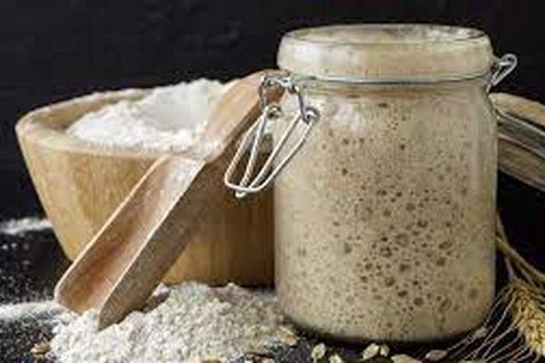 طرز تهیه خمیر ترش خانگی محلی | این خمیر و با تخم خیار مشهدی درست کنید 