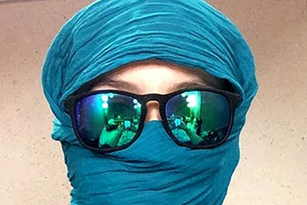 بازیگری که بخاطر همسرش تغییر دین داد | این خانم بازیگر  عاشق پیشه کیست ؟