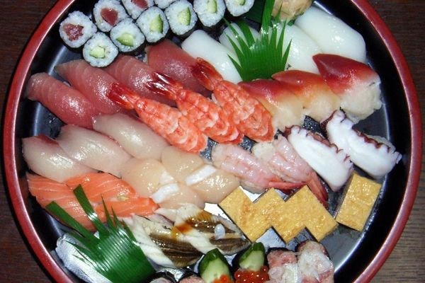 توی خونه برای خودت سوشی درست کن! | طرز تهیه سوشی خوشمزه و خاص