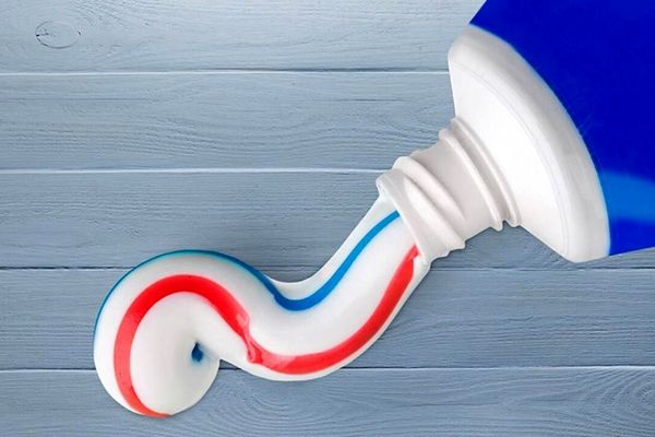 ترفندهای خانه داری با خمیر دندان + ویدیو 