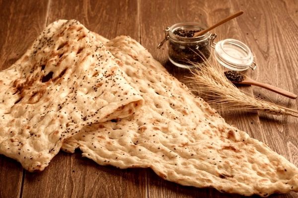 نحوه گرم کردن نون فریزری | نونو فقط به این روش گرم کن + ویدئو