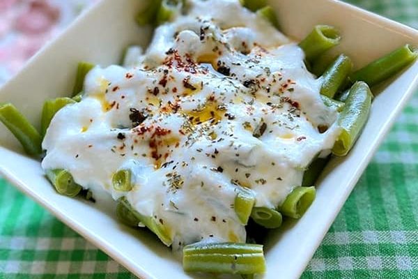 طرز تهیه بورانی لوبیا سبز | یه غذای سالم و خوشمزه درست کن!