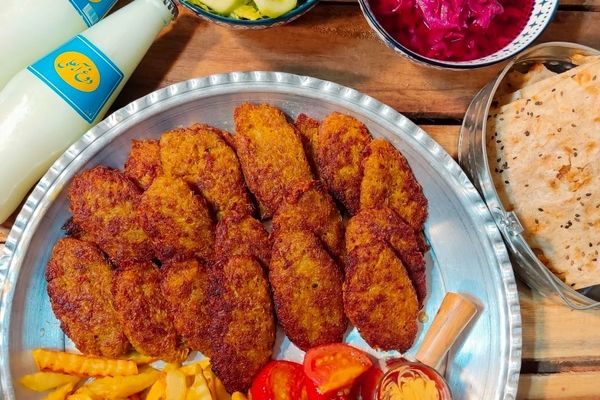 طرز تهیه کتلت لاهیجانی | کتلت و به سبک لاهیجانیا درست کن 