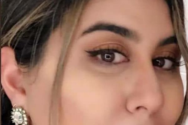 جشن نامزدی نوه مهستی در بارسلونا | ازدواج نوه مهستی با پیرمرد کویتی 