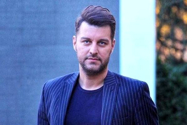 ماشین فوق لاکچری و کلاسیک باربد بابایی برایش دردسر ساز شد