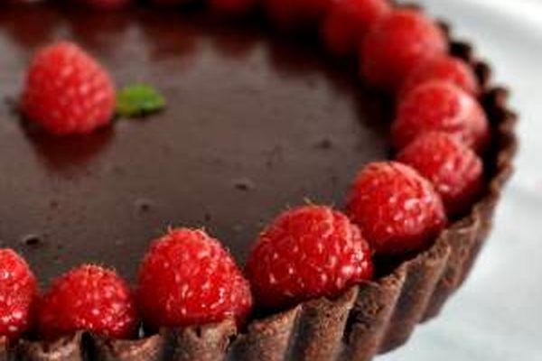 طرز تهیه تارت شکلاتی در سریع ترین زمان ممکن + ویدئو