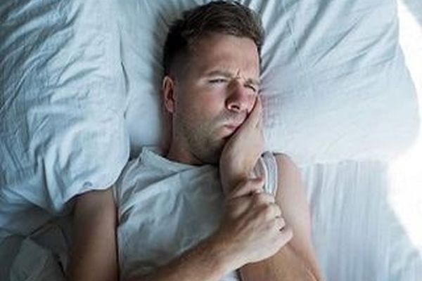 دندون دردتو با این گیاه درجا آروم کن | معجزه گر درد دندان چیست؟