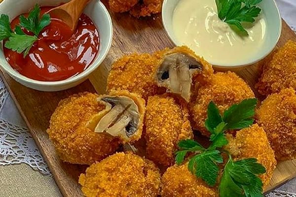 آیا به دنبال تهیه یک پیش غذای آسان و خوشمزه هستید؟ | آموزش طرز تهیه قارچ پفکی به سبک رستورانی!