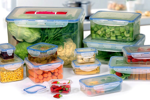 ظروف پلاستیکی خودت رو مثل روز اول سفید کن! | کاربردی ترین ترفند سفید کردن ظروف پلاستیکی زرد و قدیمی