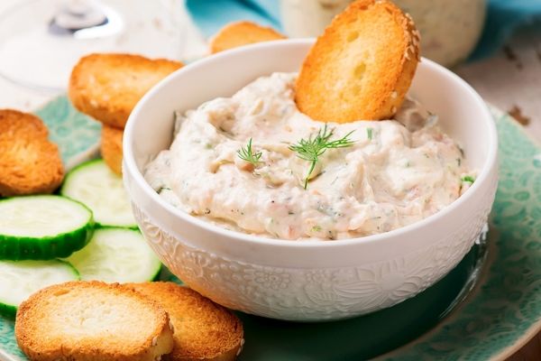 طرز تهیه دیپ پیاز | اگه به دنبال پیش غذای آسان و سریعی دست بکار شو 