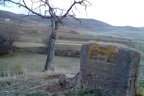 هزینه کفن و دفن کودکان رایگان شد | قبر برای افراد زیر ۷ سال مجانی است !