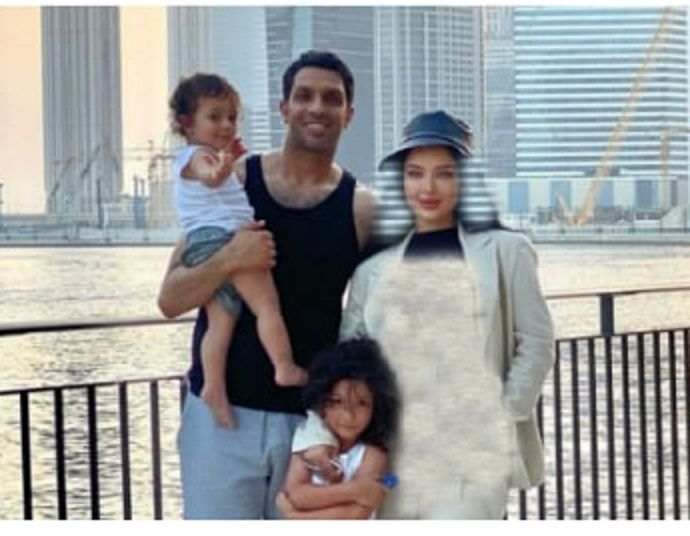 تفریحات لاکچری سپهر حیدری با همسر و فرزندان در دبی + عکس