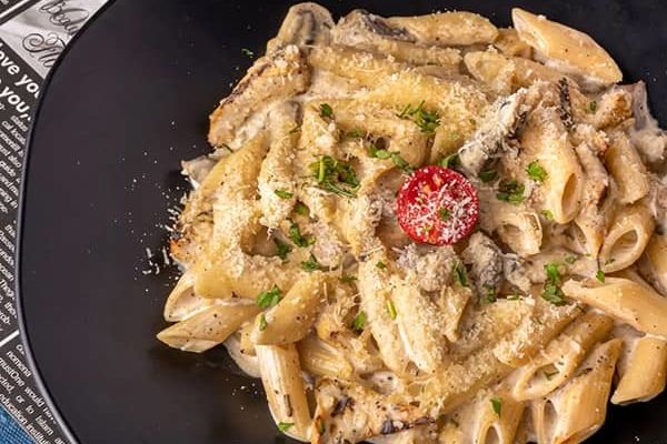 امروز برای ناهار یک پاستا پنه آلفردو به سبک رستورانی درست کن | بیا اینجا تا بهت بگم چیکار کنی!