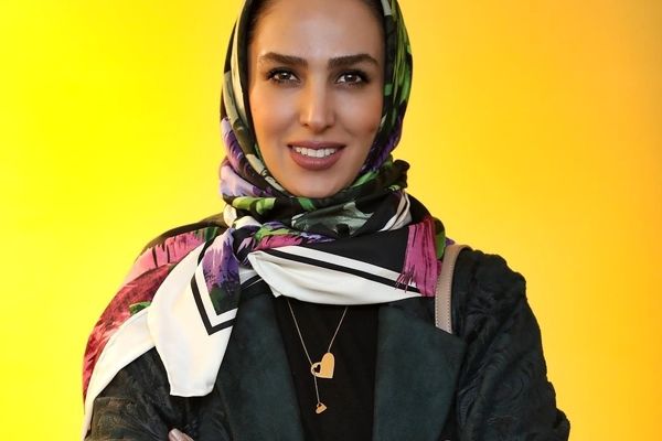 عکس های لو رفته از عروسی سوگل طهماسبی | خانم بازیگر در سر سفره عقد با لباس لاکچری اش 