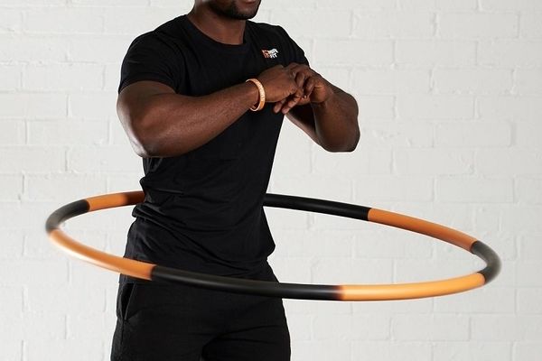 ۸ فایده‌ی باورنکردنی حلقه زدن برای چربی‌سوزی و سلامتی بدن