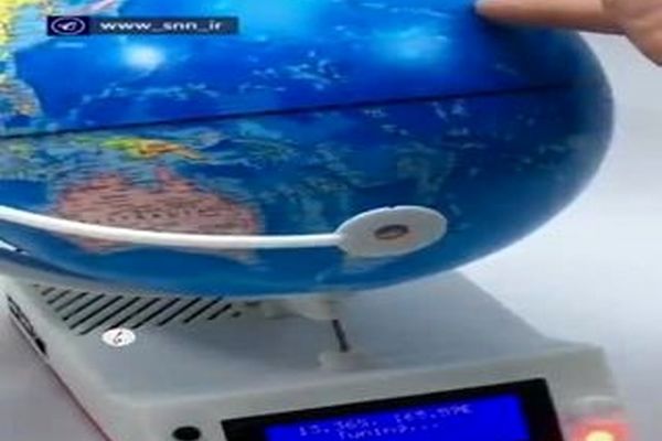 رادیو جالبی به شکل یک کره زمین که هر کشوری را انتخاب کنید می‎توان به ایستگاه رادیویی محلی آن گوش داد+ویدئو 