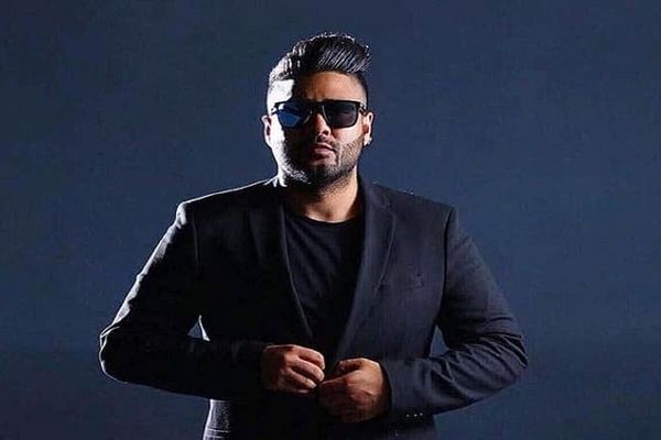 عکس لو رفته از پسر ساسی مانکن | شباهت بیش از اندازه پسر ساسی به او 