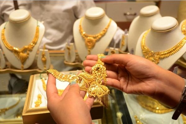 ۷ نکته‌ فوق‌العاده راجع به طلا که نمی‌دانید! | از خواص درمانی طلا تا ساخت طلا از عناصر دیگر