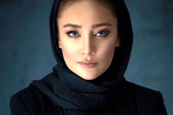 بهاره افشار موتور سوار شد | بهاره افشار با موتور لاکچری در خیابان ولیعصر 