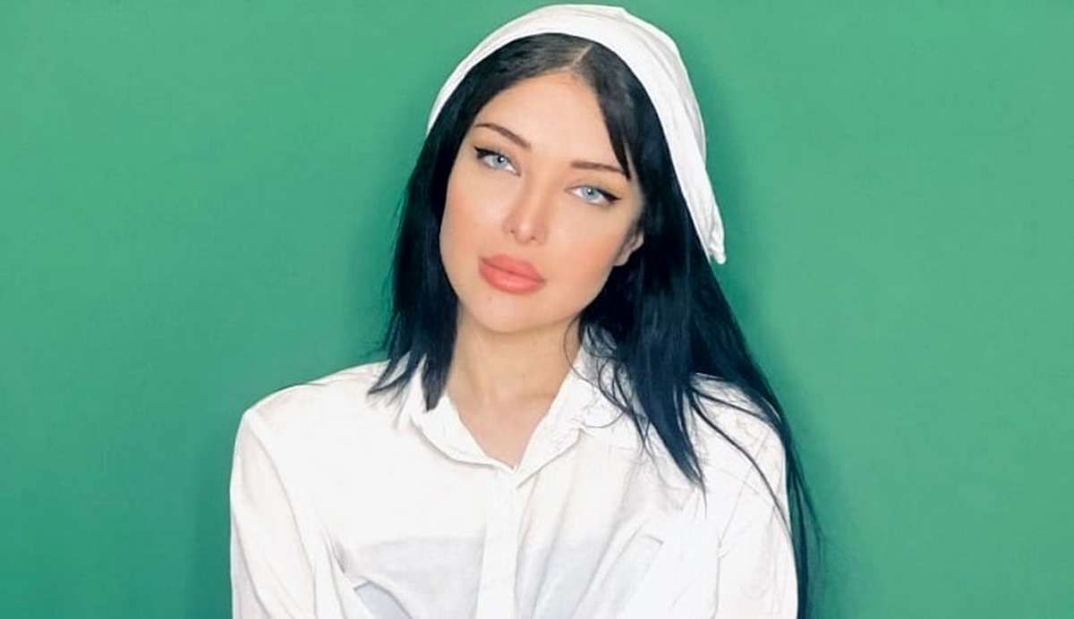 همسر سپهر حیدری در اینستاگرام غوغا به پا کرد | بهره برداری عجیب از فرزندشان