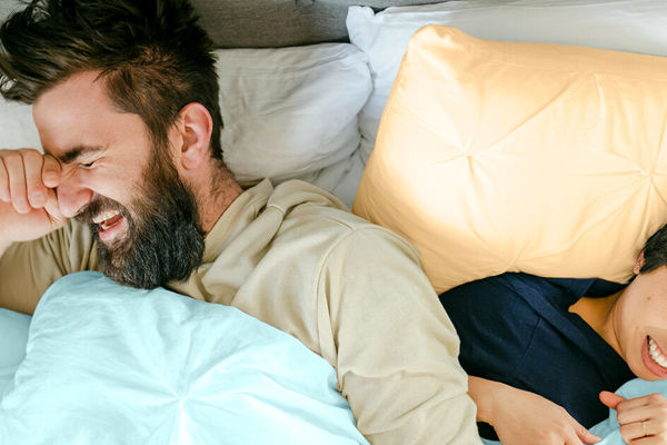 باد روده خود را نگه ندارید ! | عوارض وحشتناک باد روده برای بدن